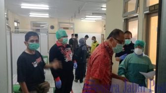 Empat Mahasiswa Bondowoso Sepulang dari China Diperiksa di RSUD Koesnadi