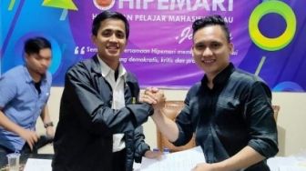 Mahasiswa Riau Demo di KPK, Rafiq Hipemari: Tidak Ada Yang Saya Kenal