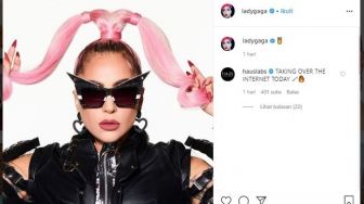 Lady Gaga Pakai Aksesori Karya Desainer Indonesia di Video Klip Teranyar