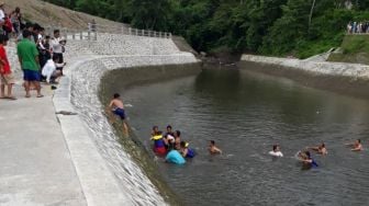 Nekat Berenang di Embung Lanjaran, Satu Pelajar Tewas Tenggelam