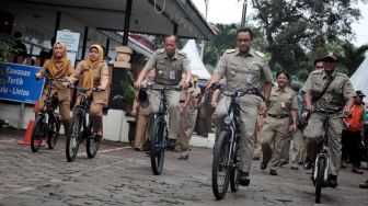 Anies Kunjungan Naik Sepeda, Faizal: Pemimpin Wajib Masuk Gorong-gorong