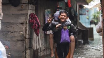 Banjir Trending Topic, Waspada Enam Penyakit Musim Hujan Ini!