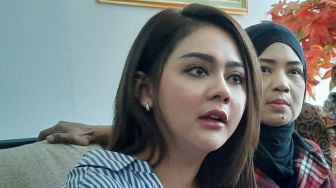 Di Depan Orangtua, Jenita Janet Mengaku Mantap Bercerai