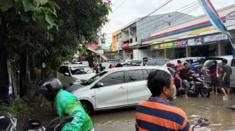 Banjir Terjang 4 Kecamatan di Bekasi
