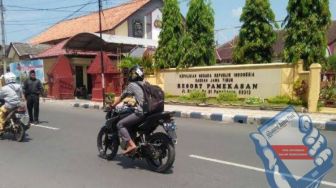 Ditanya Kasus Pembabatan Mangrove, Polisi Saling Lempar Tanggung Jawab