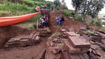 Mengenal Candi Kunti, Peninggalan Tersembunyi di Lereng Pangonan Dieng