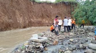 Bikin Merinding! Banyak Mayat Hanyut di Bogor Akibat Tanah Longsor