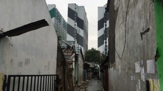 Berdiri di Permukiman, Apartemen di Tambun Dikelilingi Banjir Dua Meter