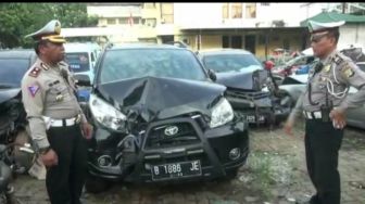 Tewas Terjepit Tiang Listrik, Penabrak Ibu Hamil Baru Belajar Setir Mobil