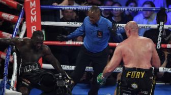 Legenda Tinju Pede Wilder Bisa Balas Kekalahan TKO dari Fury, Ini Syaratnya