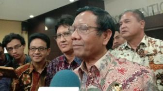 Mahfud MD Respons Bentrokan TNI-Polri di Taput: Sekali, sekali