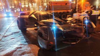 Polisi Rusia Tilang dan Sita Mobil Batman