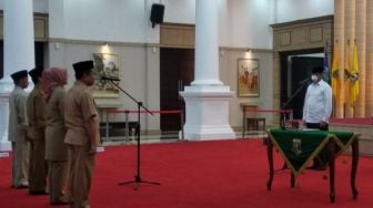 Gubernur Banten Lantik Pejabat Pakai Masker karena Takut Terinfeksi Corona