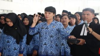 56 Persen PNS Bangka yang Dilantik Orang Luar