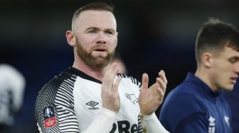 5 Berita Hits Bola: Hadapi Man United, Rooney Kesampingkan Cinta Sejati