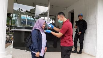 Tamu di Istana Diperiksa, Suhu di Atas 37,5 Derajat Celcius Dilarang Masuk