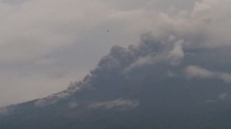 Muncul Guguran Awan Panas, Status Gunung Semeru Jadi Waspada