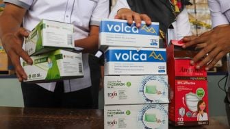 Dijual Online, Penimbun Ribuan Masker Ilegal di Menteng Square Diciduk