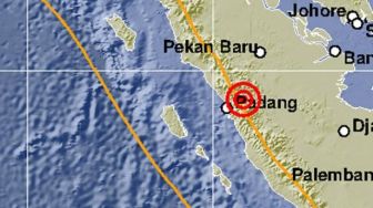 Jelang Tengah Malam, Gempa Guncang Solok, Warga Berhamburan Keluar Rumah