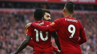 Sempat Tertinggal, Salah dan Mane Selamatkan Liverpool di Babak Pertama