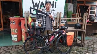 Pemuda ini Bersepeda 1.021 Kilometer untuk Kampanyekan #SaveMeratus