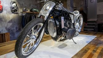 BMW Siapkan Motor Bergaya Cruiser, Tantang Harley-Davidson