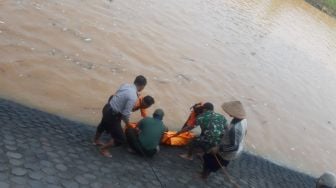 Santri Tewas Membusuk, Ditemukan di Dam Sungai Badug Nganjuk