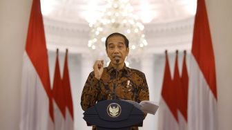 Jurus-Jurus Jokowi Melawan Pandemi Virus Corona Covid-19