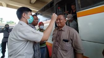 Riwayat Akibat Merokok Sejumlah Daerah Liburkan Sekolah karena Corona Mendikbud 