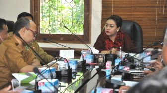 Terkait Virus Corona, Bupati Tabanan Minta Warganya Jangan Panik
