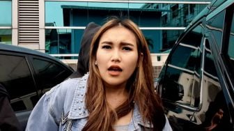 Kata Ayu Ting Ting soal Nasib Konser Tunggalnya yang Ditunda karena Corona