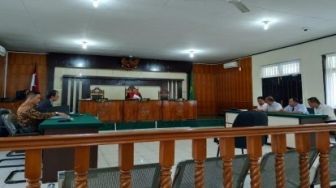 Meski Buron Korupsi, Hakim Lanjutkan Sidang Praperadilan Wakil Bupati 