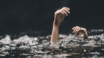 Hilang Saat Berenang, Bocah 4 Tahun Ditemukan Tewas di Muara Sungai Pantai Cemara Jember