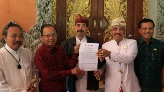 Gubernur Bali: Bukan Rangkaian Nyepi, Pengarakan Ogoh-ogoh Tidak Wajib
