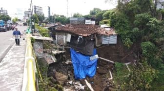 Pengakuan Warga yang Dua Pekan Tinggal di Rumah Ambles Kampung Jlagran