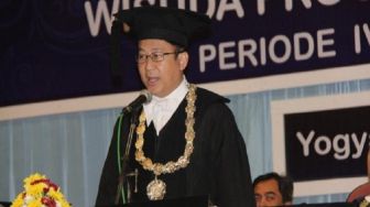 Guru Besar UGM Meninggal Dunia Usai Positif Corona, Tak Boleh Ada Pelayat