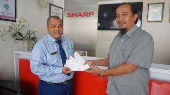 Dukung Tenaga Medis Lawan Virus Corona, Sharp Donasikan Masker N-95