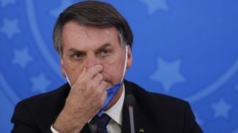 Presiden Brasil Berencana Tak Wajibkan Pakai Masker yang Sudah Vaksin Covid-19