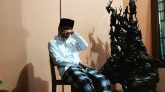 Jokowi Hadiri Tahlilan di Hari Kedua Wafatnya Ibunda