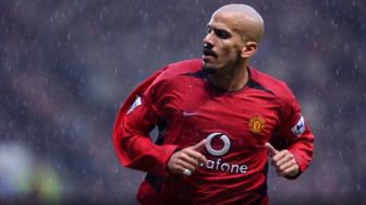 Faktor Veron Flop di Manchester United Terungkap, Gara-gara Roy Keane!