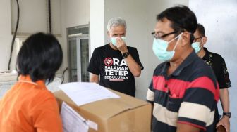 Jalani Rapid Test, Warga Jateng Diminta Tak Perlu Keluar Rumah