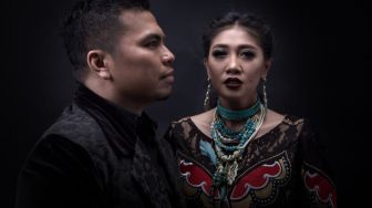 Adibal dan Erie Suzan Resmi Rilis Lagu Duet 'Bahagia Selamanya'