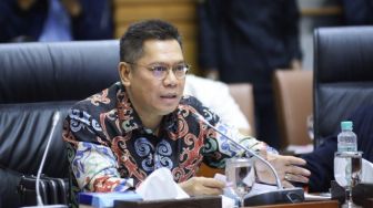 DPR Minta Menkumham Perketat Pelaksanaan Fungsi Keimigrasian