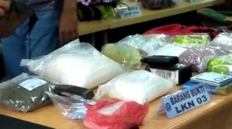 Polres Inhu Gagalkan Pengiriman 2,6 Kg Sabu Ke Palembang