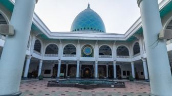 Jadwal Imsakiyah Surabaya Kamis 30 April 2020