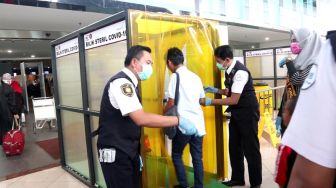Diprotes, Bilik Disinfektan Bandara Juanda Surabaya Akhirnya Dinonaktifkan