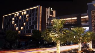Puluhan Hotel di Jogja Nyalakan Lampu Tanda Cinta untuk Pariwisata DIY