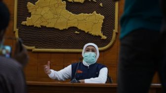 5.348 Karyawan di Jatim Dipecat, Khofifah: Berat untuk Buruh dan Pengusaha