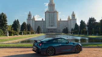 Adios, Godzilla! Nissan GT-R R35 Mungkin Menyongsong Masa Pensiun