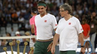 Isolasi Mandiri, Federer Tantang Bill Gates hingga Ronaldo Volley Challenge